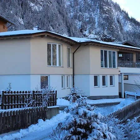 Andrea * לאנגנפלד